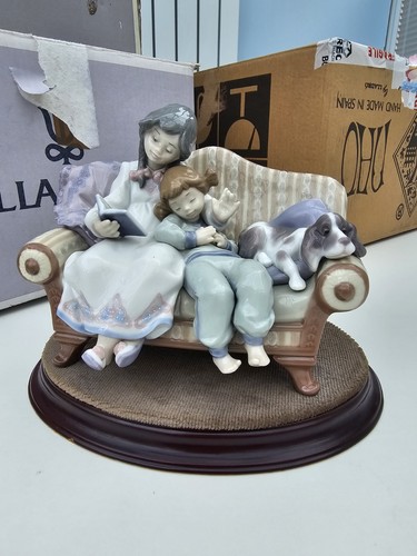 Lladro 5735 big sister - 5735, in